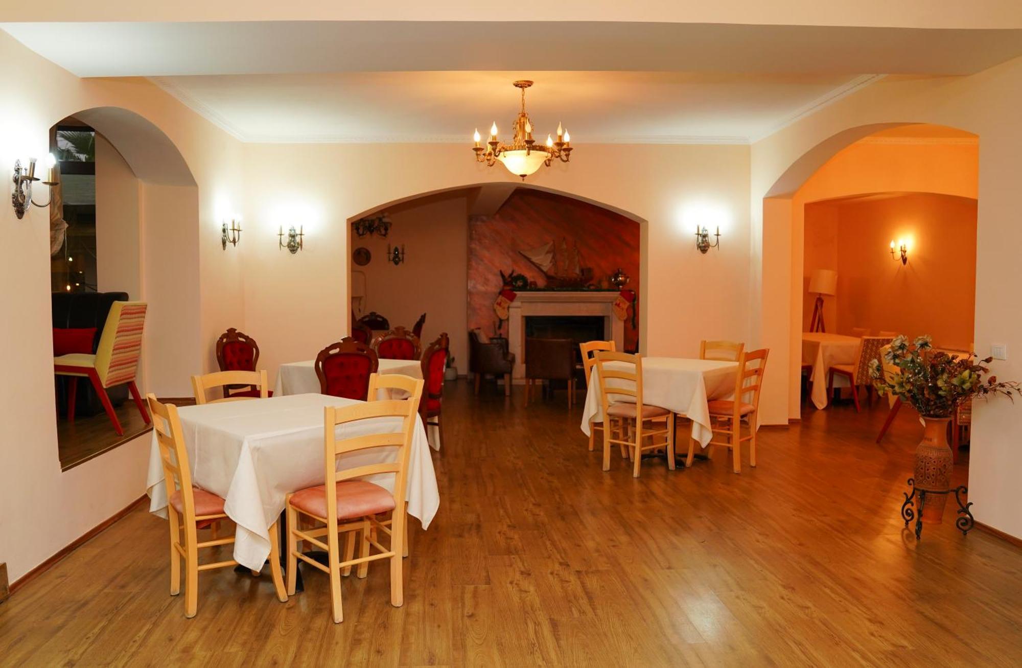 Vila Arber Golem  Dış mekan fotoğraf