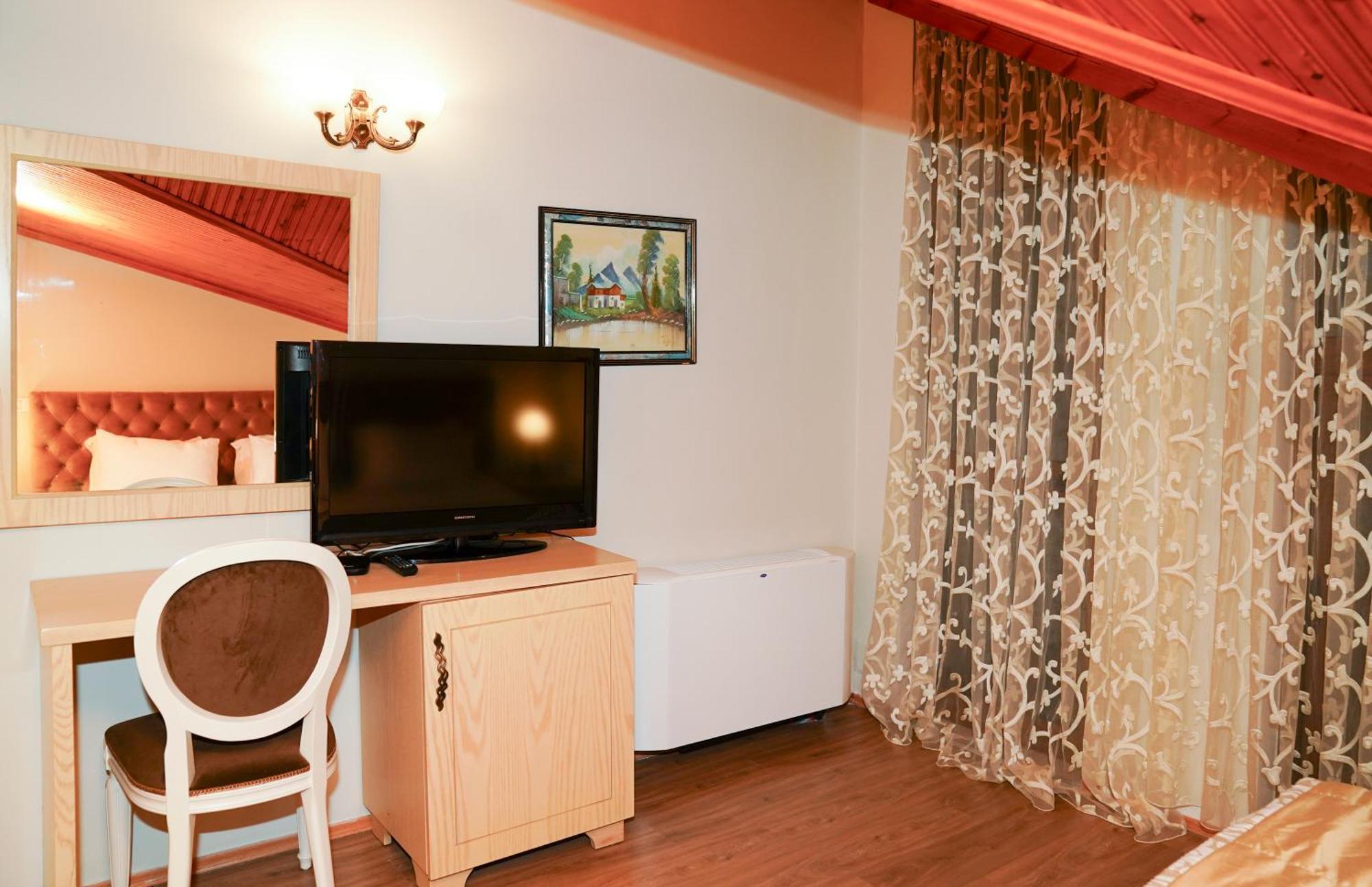 Vila Arber Golem  Dış mekan fotoğraf
