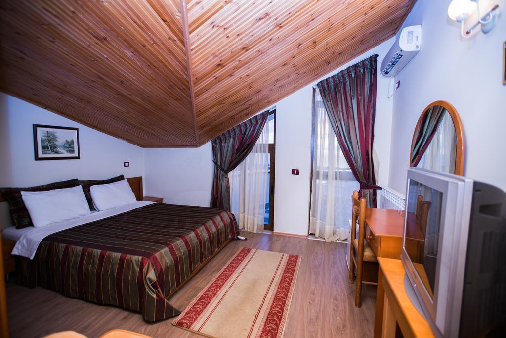Vila Arber Golem  Dış mekan fotoğraf