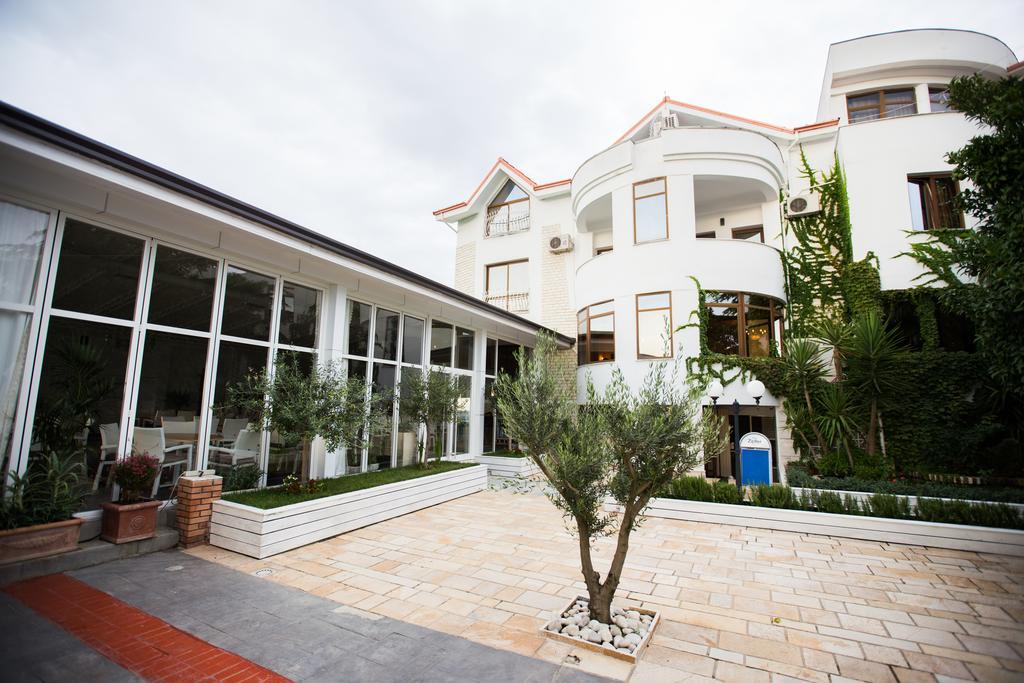 Vila Arber Golem  Dış mekan fotoğraf